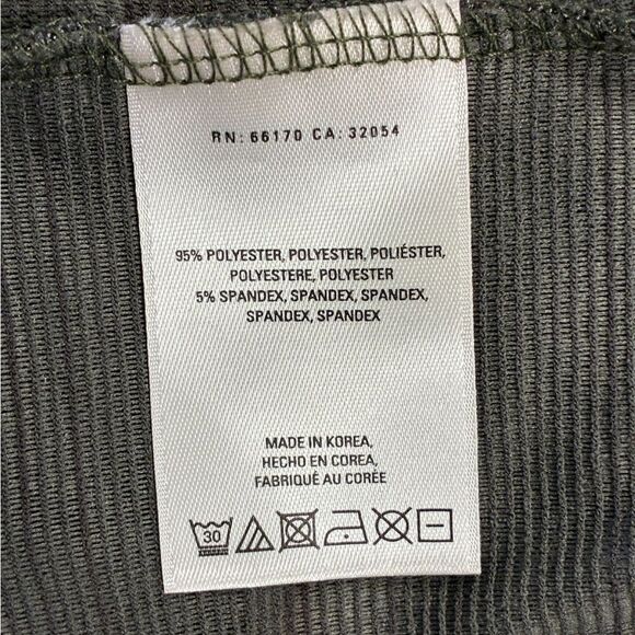 ANTHROPOLOGIE VANESSA VIRGINIA Ruffled Tiers Top Moss Women’s Size Small - Picture 10 of 11